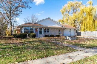 911 2nd Ave, de Witt, IA 52742