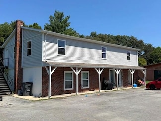 Karate Ln, McMinnville, TN 37110