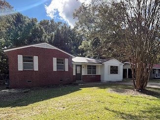 31 Longview Dr, Grenada, MS 38901