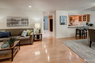 1705 157th Ave NE Unit A102, Bellevue, WA 98008