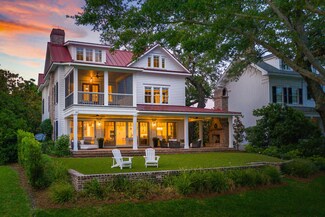 202 Bank St, Mount Pleasant, SC 29464