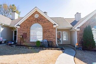 1402 Hillsboro Ln, Helena, AL 35080