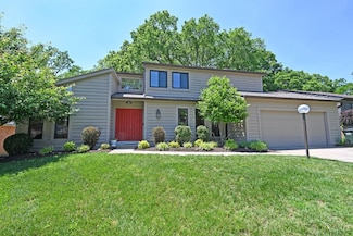 2443 Turnberry Dr, Cincinnati, OH 45244