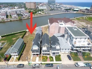 25 Seaview Ave, Ocean Grove, NJ 07756