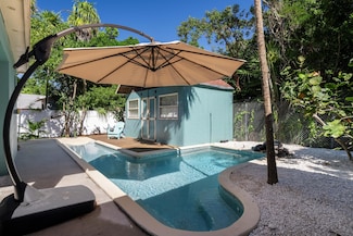 1545 52nd St, Marathon, FL 33050