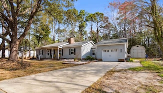 1068 Harbor Dr, Calabash, NC 28467