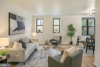 2138 California St NW Unit 307, Washington, DC 20008