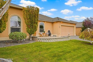 2996 Redrock Ridge Loop, Richland, WA 99354
