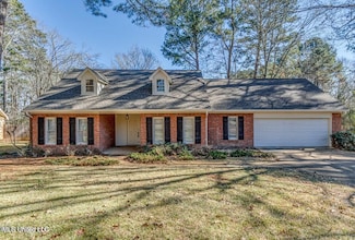 560 Dixton Dr, Brandon, MS 39047