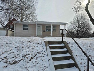700 N 3rd St, Quincy, IL 62301