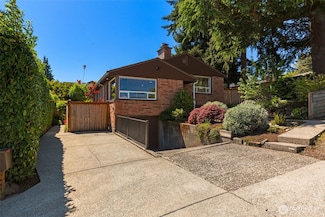 857 NW 100th St, Seattle, WA 98177
