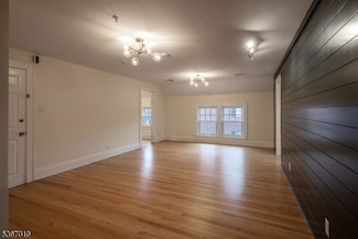 1926 Long Hill Rd Unit 1, Millington, NJ 07946