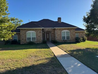 1513 Austrian Rd, Grand Prairie, TX 75050