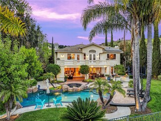 4 Marquette Way, Trabuco Canyon, CA 92679