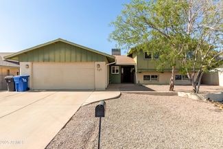 230 E Strahan Dr, Tempe, AZ 85283