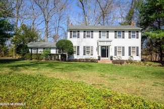 19 Green Hill Rd, Colts Neck, NJ 07722