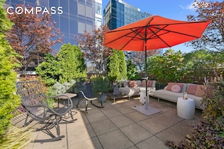 21 E 22nd St Unit PH12F, New York, NY 10010