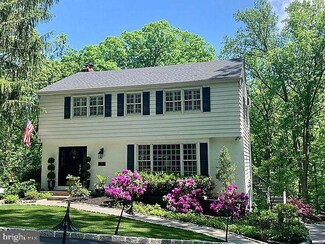 1566 Stanford Ln, Paoli, PA 19301