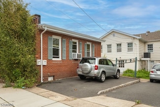 214 Woodcliff Ave Unit 1, Little Falls, NJ 07424