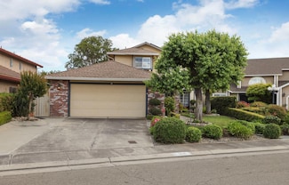 3256 Lakeshore Ct, Stockton, CA 95219