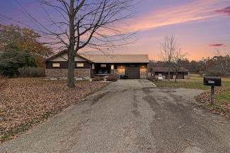 3353 Dilling Rd, Brethren, MI 49619