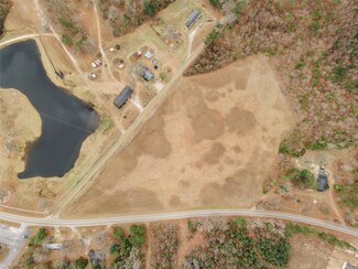 TRACT 3: 301 Youngs Bend Rd, Kershaw, SC 29067
