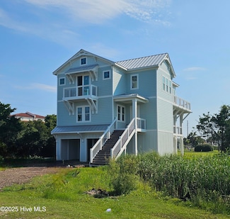 6 Cape Ln, North Topsail Beach, NC 28460