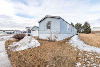 5100 Sumter Cir, Bismarck, ND 58503