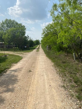 200 Armstrong Rd, Lockhart, TX 78644