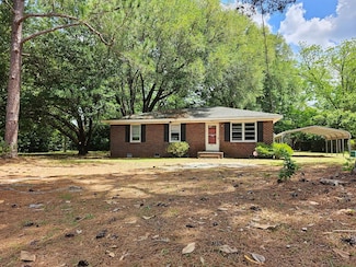 353 Griffin Ln, Sumter, SC 29154