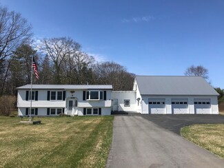 42 Smart Rd, Belfast, ME 04915