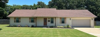 5808 Southview Dr, Jonesboro, AR 72404