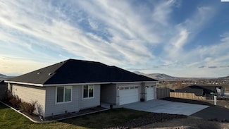 27316 N Plum Dr, Benton City, WA 99320