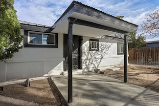 401 Gomez Ave NE, Albuquerque, NM 87102