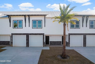 6989 Patronis Dr, Panama City, FL 32408