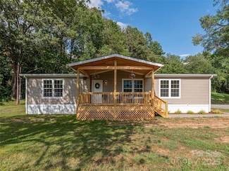 15 Joe Davis Rd, Sylva, NC 28779