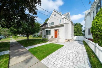 174 Carmita Ave, Rutherford, NJ 07070