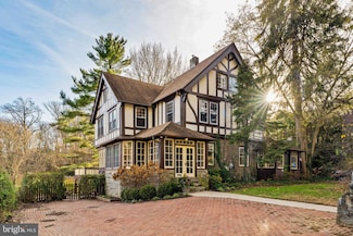 328 Greenwood Ave, Wyncote, PA 19095