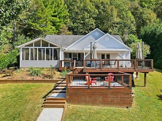 201 Talona Lake Terrace, Ellijay, GA 30536