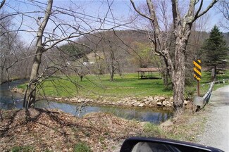 320 Fowl Hill Rd, Melcroft, PA 15462
