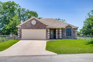 4233 Lubbock Ave, Fort Worth, TX 76115