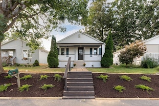 404 F St, Staunton, VA 24401