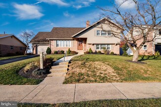 1207 Lilac Ln, Reading, PA 19609
