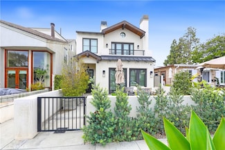519 .5 Larkspur Ave, Corona Del Mar, CA 92625