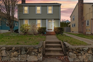 409 Eaton St, Providence, RI 02908