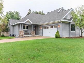 4302 Windsong Place, Plover, WI 54467