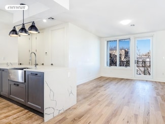 627 Dekalb Ave Unit 4F, Brooklyn, NY 11216