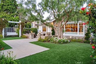 461 Poplar St, Laguna Beach, CA 92651