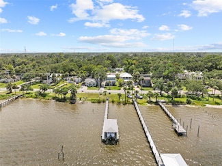 1318 Riverside Dr, Daytona Beach, FL 32117