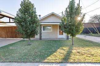 200 N 10th St, Slaton, TX 79364